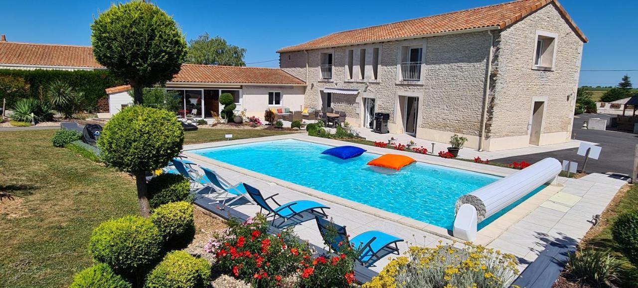 A La Gloriette Bed and Breakfast Neuville-du-Poitou Eksteriør billede